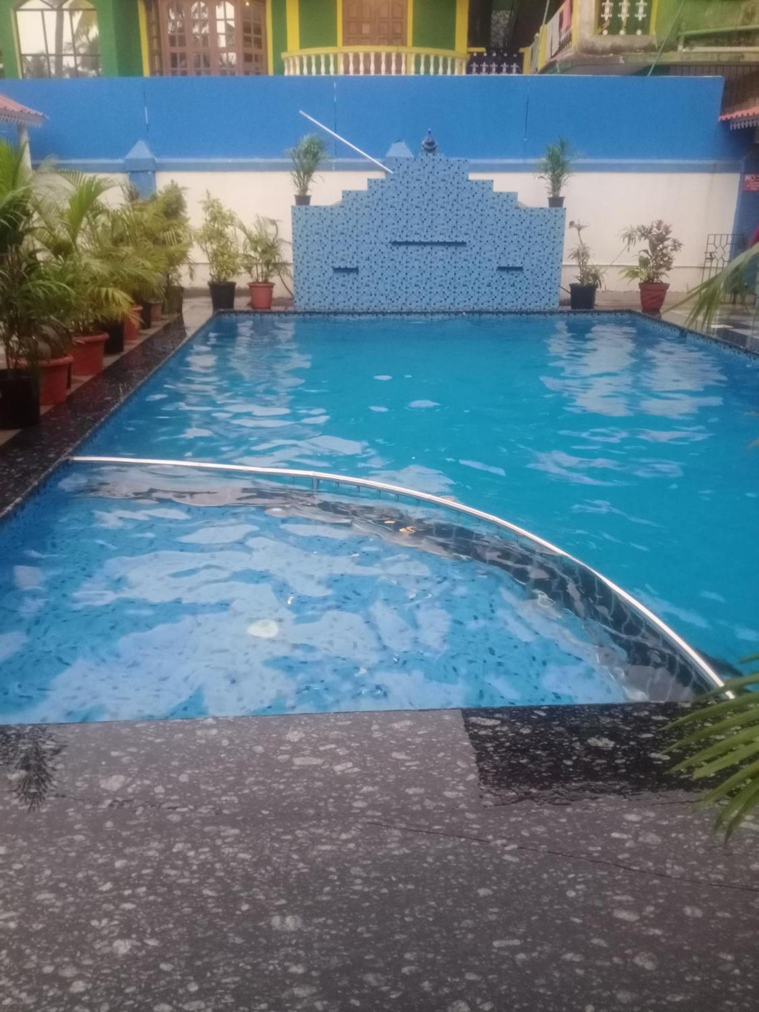 Appartement Blue rays à Calangute Extérieur photo